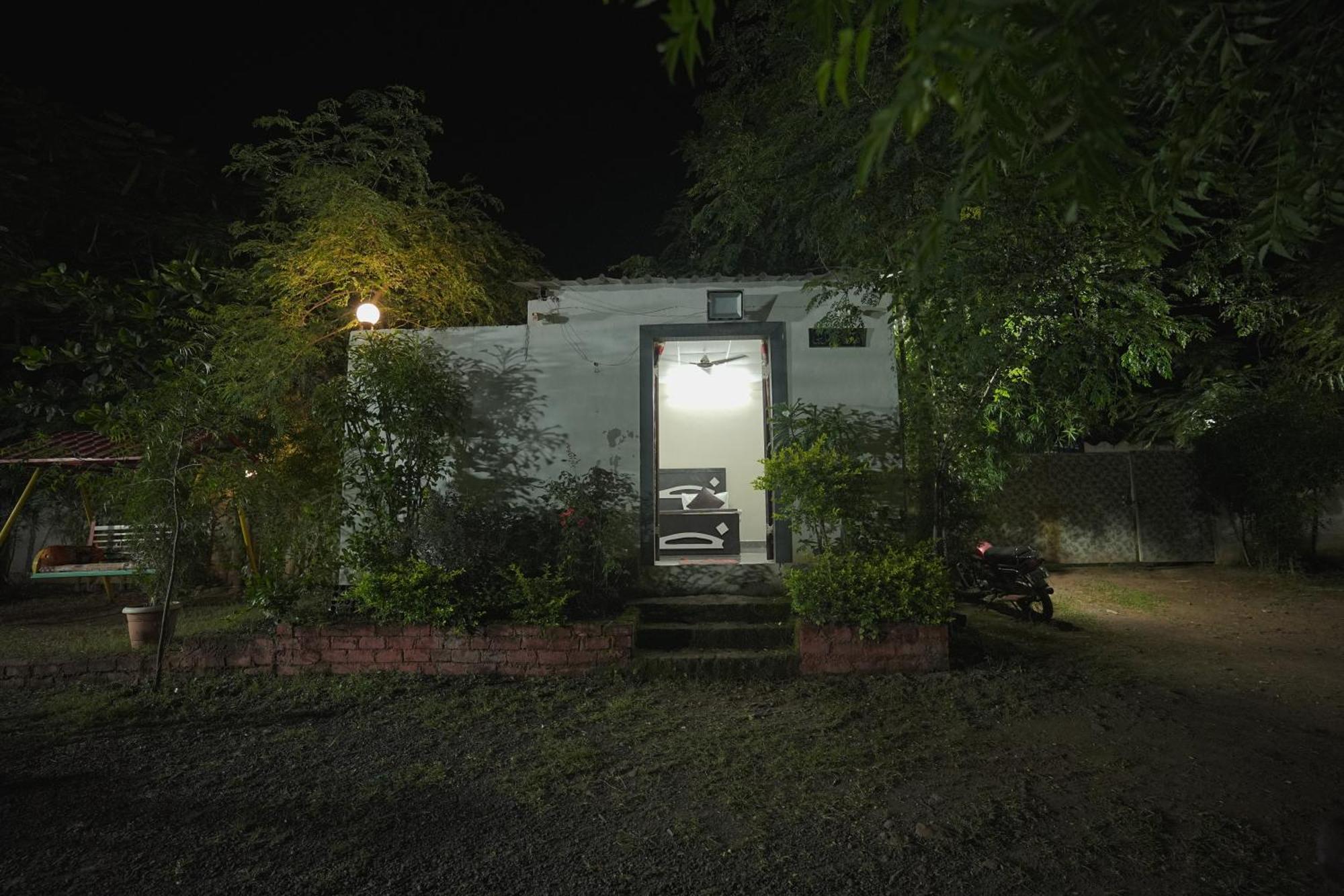 Apna Farmhouse - Private Villa With Pool & Play Area - Near Fort -15 Min To Ellora Caves Daulatabad Exterior photo